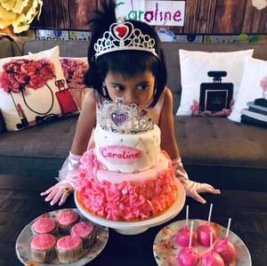 Meet your Posher, Carol